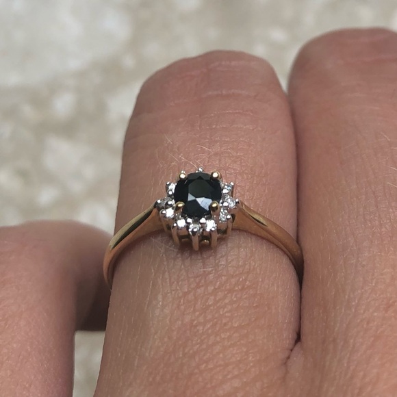 Sapphire Diamond Halo Vintage Yellow Gold Ring - Picture 10 of 11